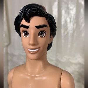 Disney Prince Aladdin 12" moveable poseable figure 2017